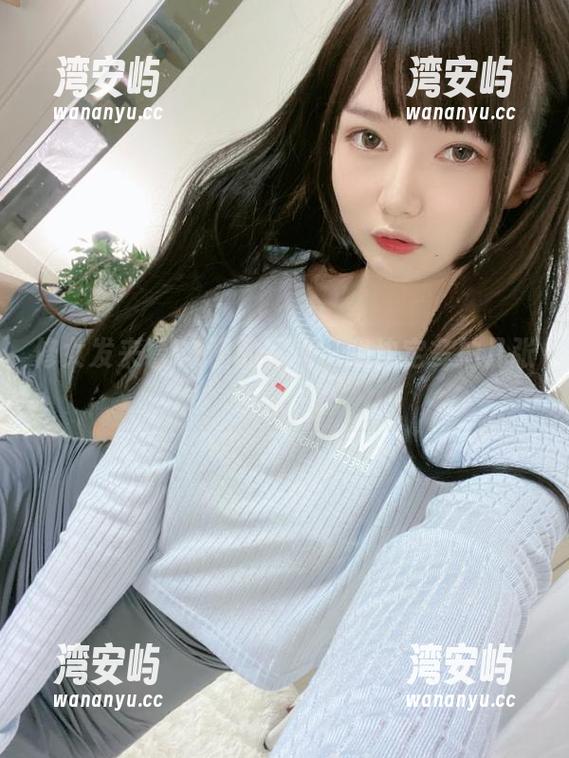 修女发来看51酱的写真，我决定多拍几张！