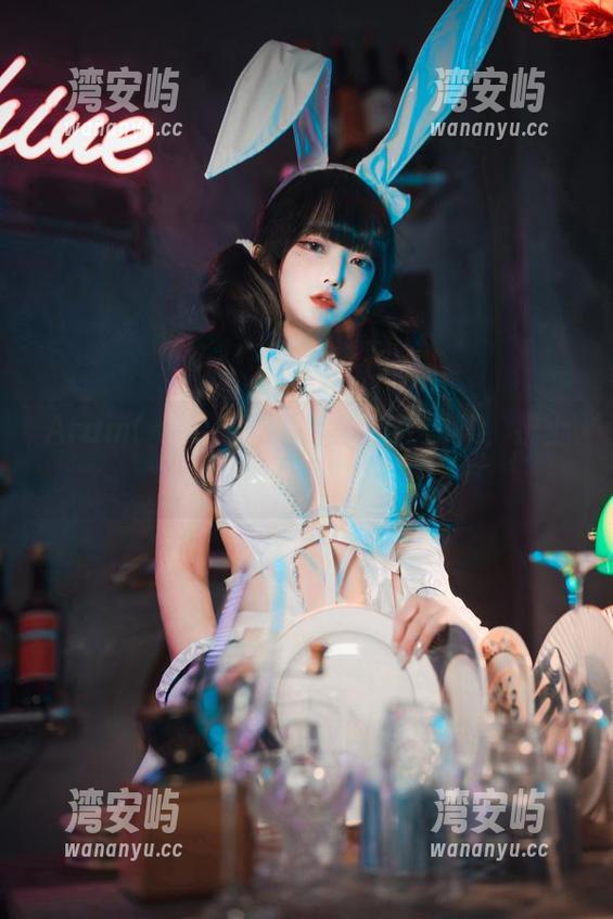 Aram(아람)带你走入LIKEY图集，护士照样不怕直面雷射君。