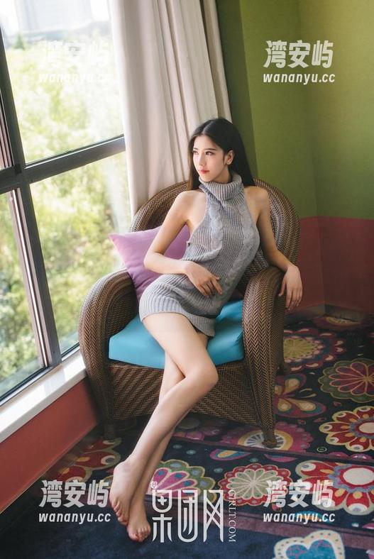 GIRLT果团网 - 短裙中的陈雅漫，这图片让我意外地想来一段小诗——‘哦，飘得动的电风扇’！