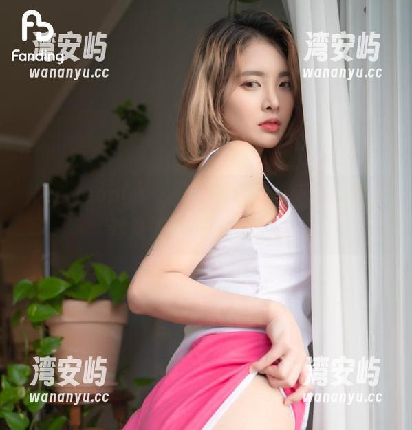Hyoyeon(김효연)的更新，随便一张图片都是值得追的系列剧！