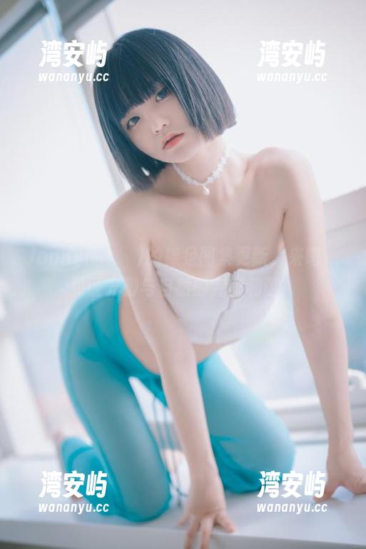 Jenny(정제니)的裸足图集更新，来吧，见证光脚与自然的完美和谐！
