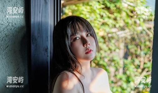 KANEKO咔喵 KANEKO咔喵的“长腿”写真精选,欢乐频道开启,腿再长人也不能太严肃!