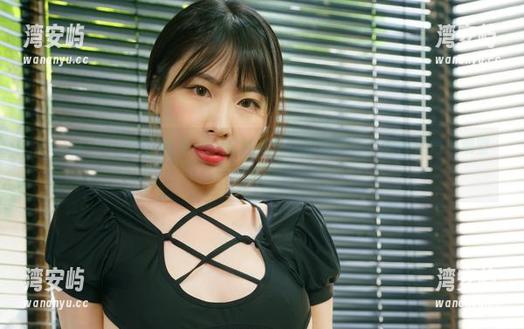 Uhye(이유혜)豹纹合集：一定有某个不会黑化的小豹躲在角落观察吧？