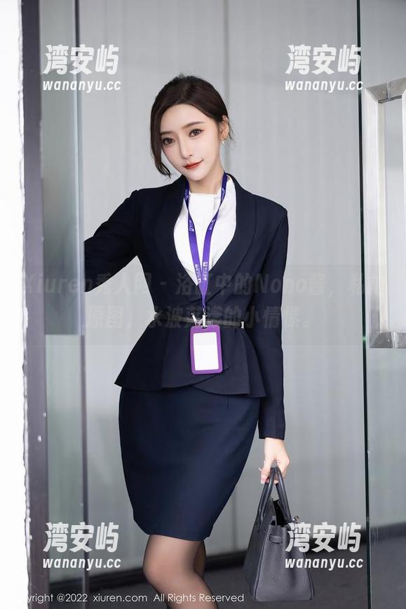 Xiuren秀人网 - 浴缸中的Nono酱，私拍原图，水波荡漾的小情愫。