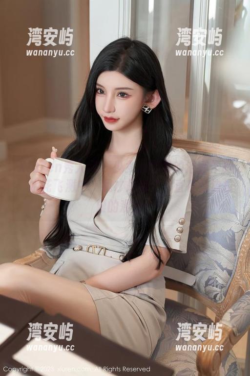 Xiuren秀人网 - 少女心雪雪的浴缸作品：水花飞溅中，我才是那个一直在旁边拉票的观众！