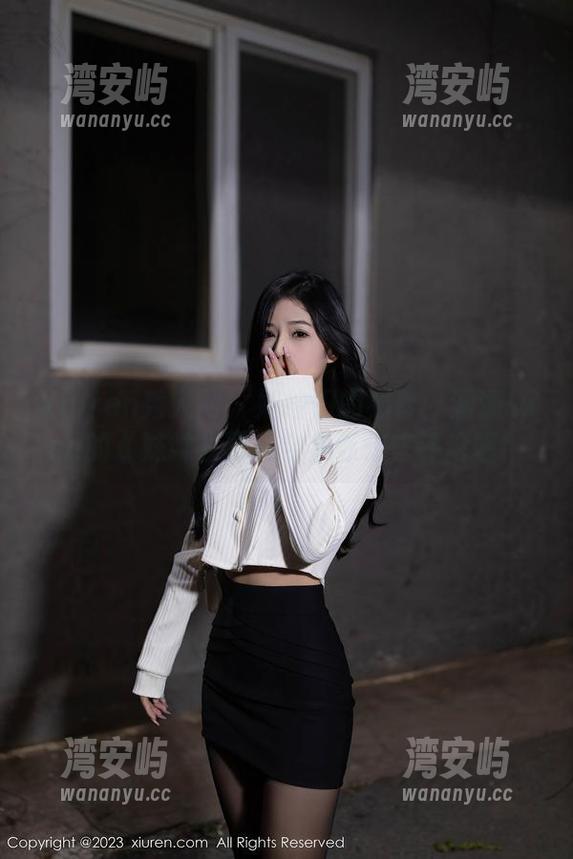 Xiuren秀人网 - 妹控们的福音：涵涵Luna的《妹妹》写真全集等你来评论喔！
