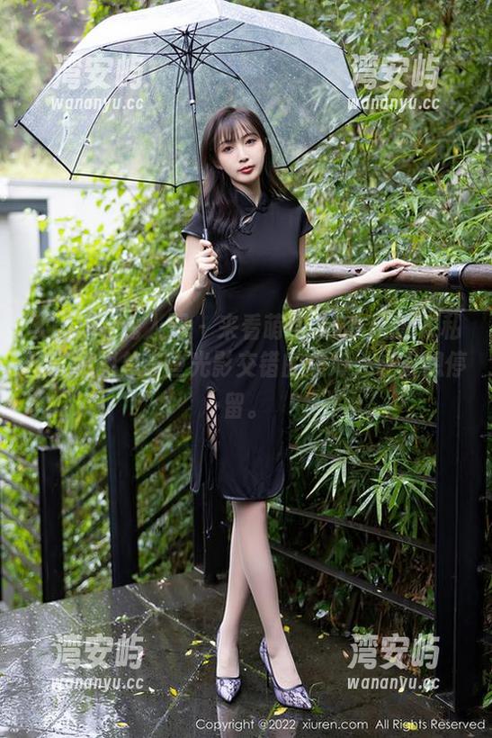 Xiuren秀人网 - 来看萌宝儿BoA的JK私拍，原图总有些光影交错的美好，让人想停留。