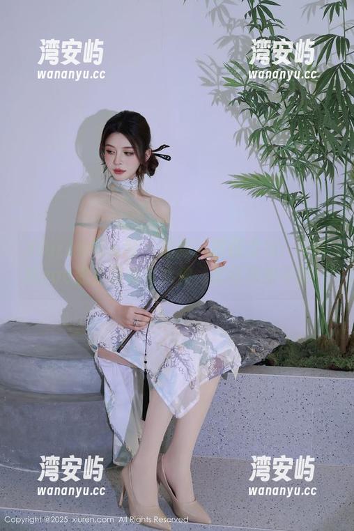 Xiuren秀人网 - 最新！原图发布：陈茜妮zoe变身连体衣女神，就问你怕不怕！