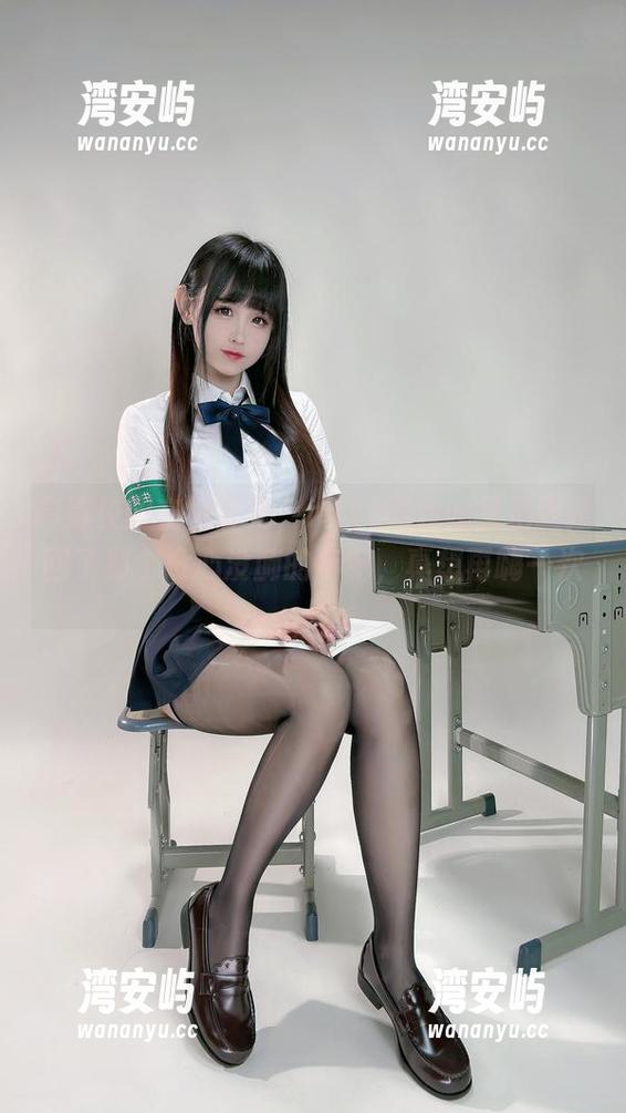 高清校园在线首秀，miko酱ww又把我拉回了那个没心没肺的年纪，真想再嗨一次。