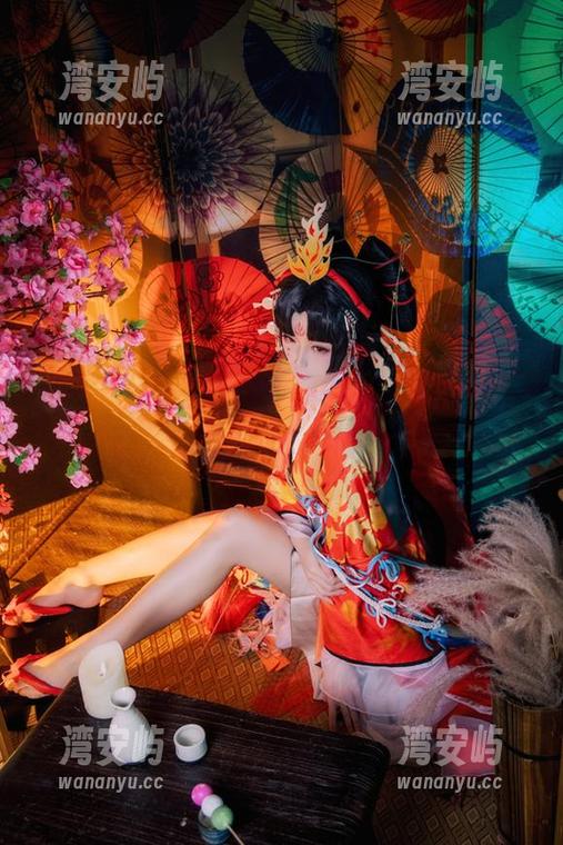yui金鱼总能把“蝶步韶华”写得那么轻盈，写真资源真心意外丰富，让人时不时想重温。