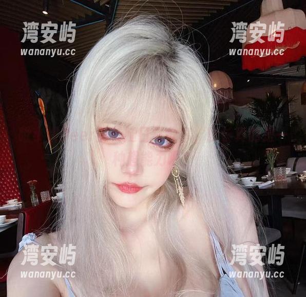 啾小妍Deer的长腿日常分享，腿长真的是一种超能力吧？