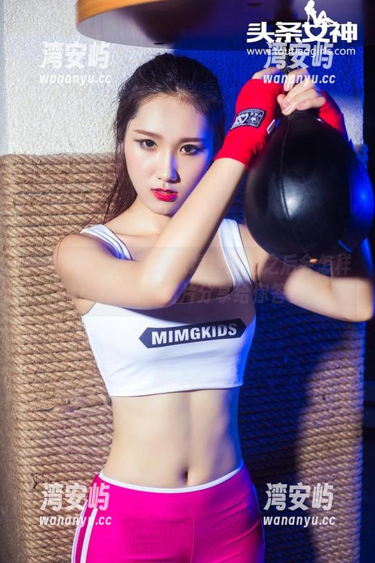 头条女神 - 你能想象婚纱穿上之后会怎样？让柠檬酱的图片分享给你答案！