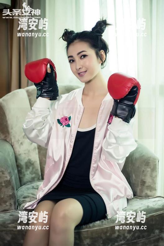 头条女神 - 王竹的教室：学习与美貌的冲突，快来下载！