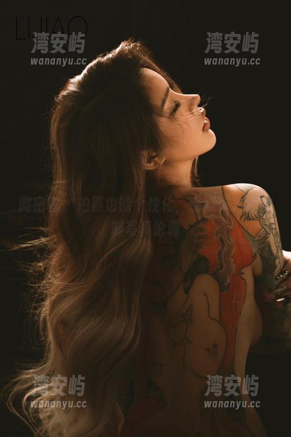 微密圈 - 拍照也能个性化，奈斯希希与定制写真论调