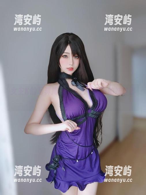 女主K的写真揭示：红色毛衣下的妹妹真迷人