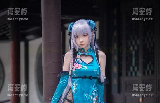 肉丝无疑是妖少you1的拿手好戏，美图堪称小心机。