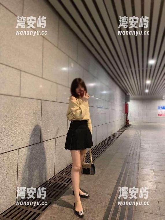 微密圈 - 微信朋友圈系列的原图合集——小仙女ELaine与“现实”的亲密接触