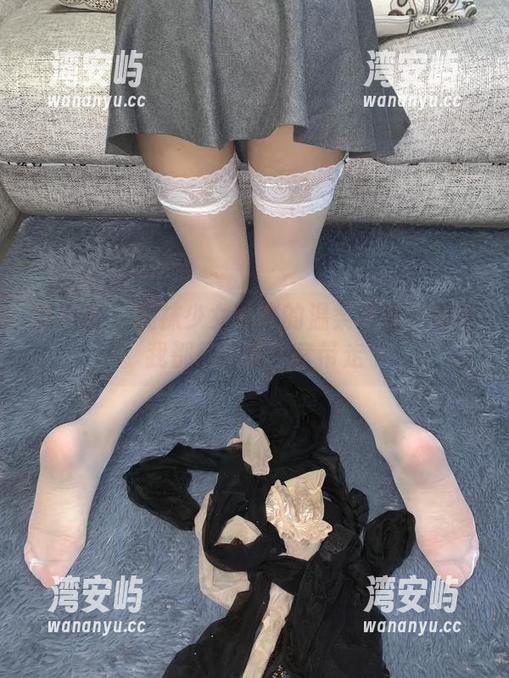 微密圈 - 提袜少女带来的温柔写真：看得我都想打包一套带走