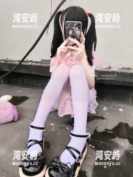摇摇乐yoyo在线，上演‘美足’的迷人剧情！