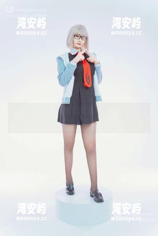 星澜是澜澜叫澜妹呀的女王写真，定制你想象中的‘高贵’！