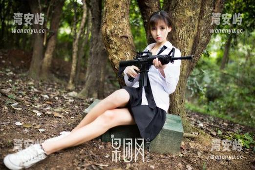 果团网 - 别怪陈迪娅更新的花嫁写真把你吸引过来，谁能抵挡得了她的气场？