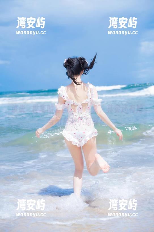 谁说桜桃喵的套图只有少女，其实还有她与阳台的小猫咪！