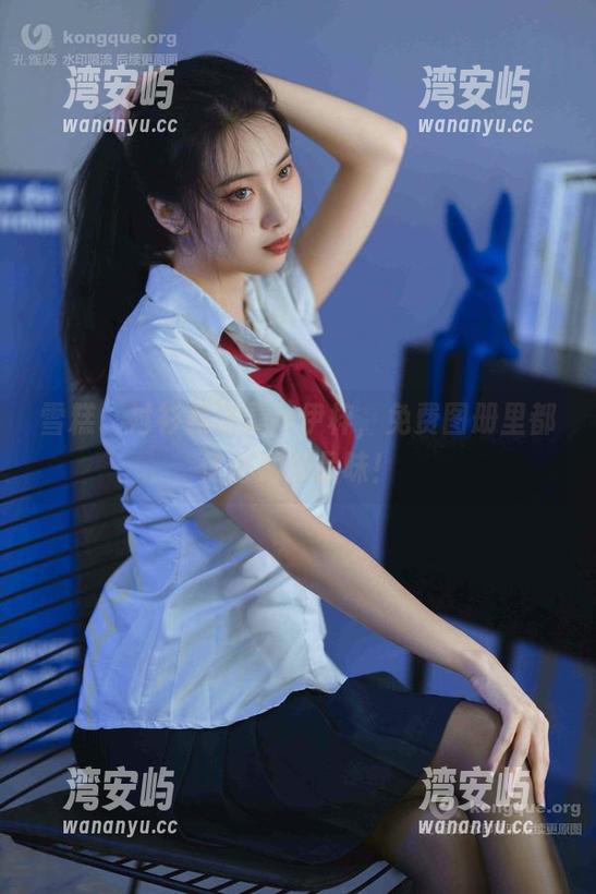 雪糕、衬衫和洛桑w伊梓，免费图册里都值得细细品味！