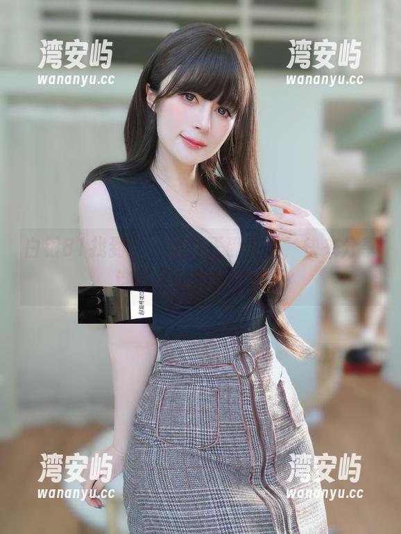 白银81找到了自拍的正确姿势，快来分享这些作品的新鲜感！