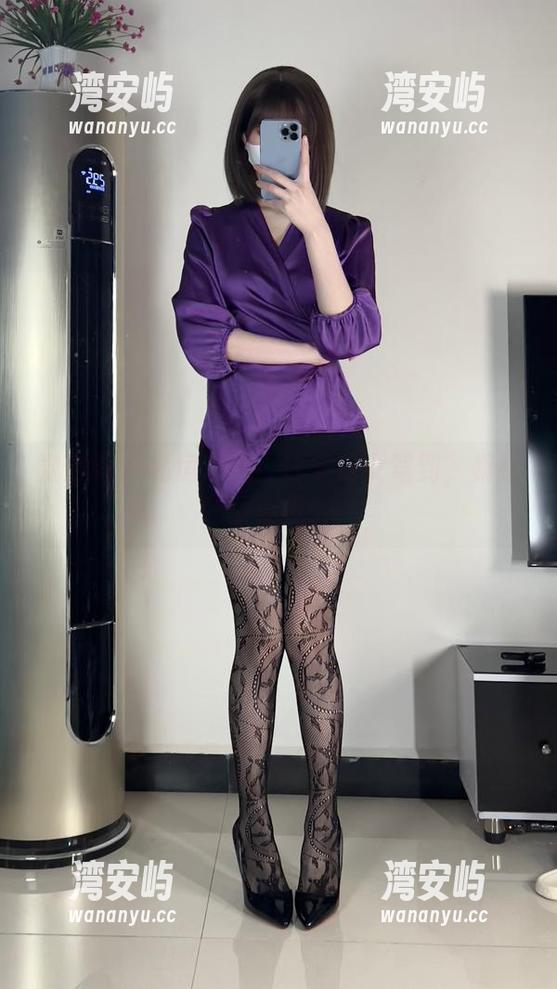 微密圈 - 私房美图：白龙猫女驾到，蟒蛇丝袜来秀吧！