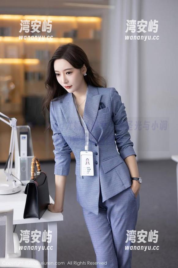 秀人网 - Egg尤妮丝修女：无圣光与小调皮的完美结合图片