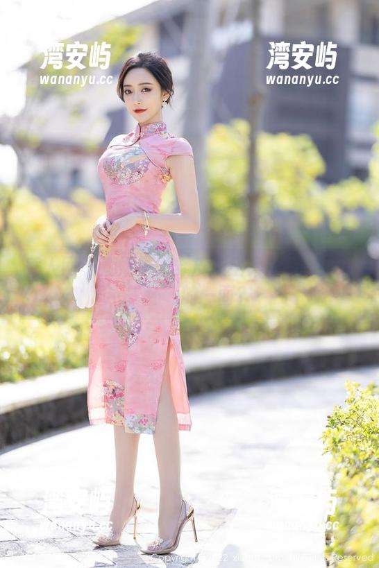 秀人网 - 娜娜子呀穿皮衣全集：偶像也有“坏”的一面？