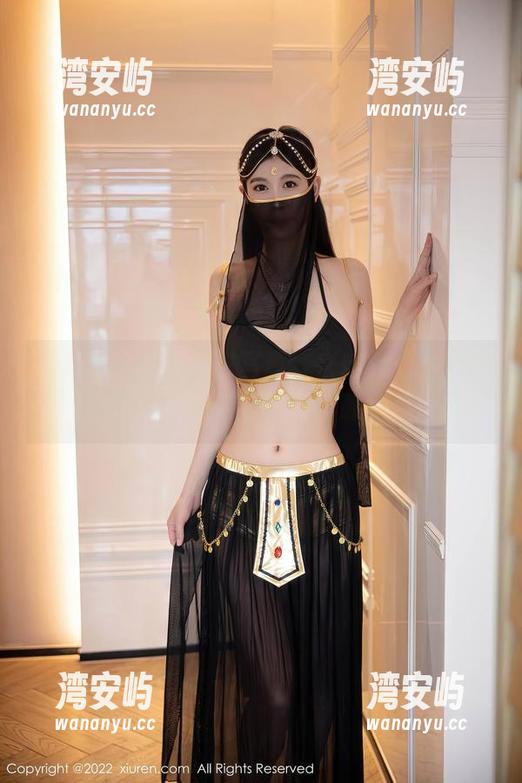 秀人网 - 这个内衣写真，来自柚柚小奶瓶的大胆游戏，无所顾忌