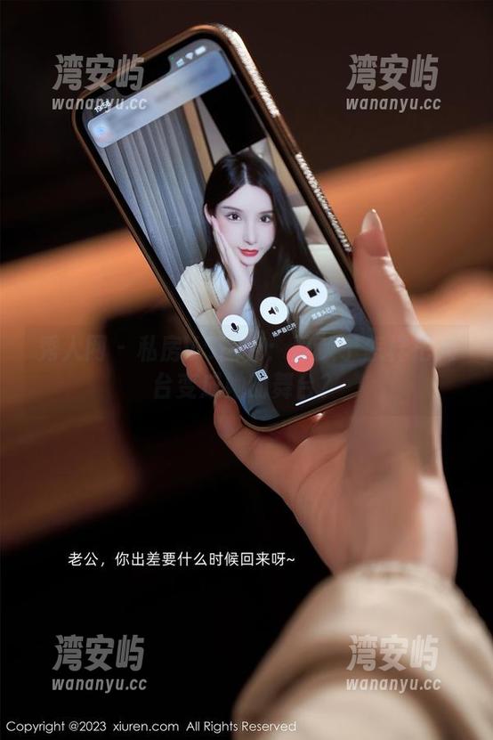 秀人网 - 私房VS图包：静颜宁怎样把天台变成她的舞台？