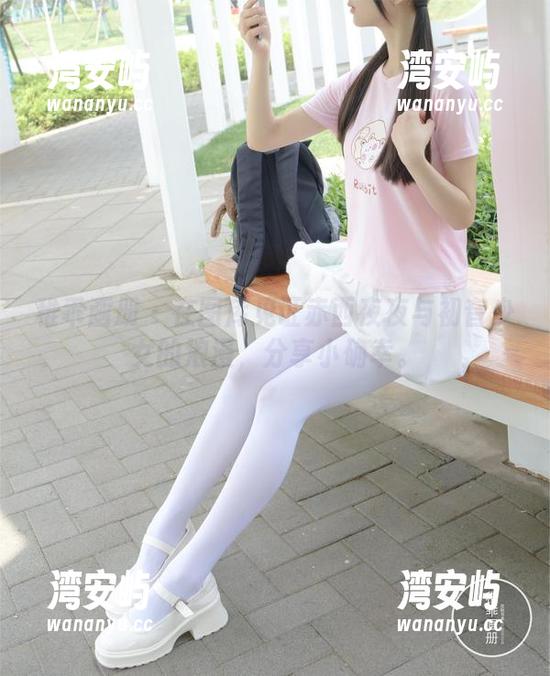 稚乖画册 - 在图库见证赤西夜夜与初音少女的浪漫，分享小确幸。