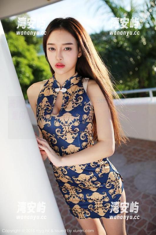 美媛馆 - 学姐的写真：luna张静燕在校园里闲逛，额...这怎么总有种“我也想成为学生”的冲动呢？