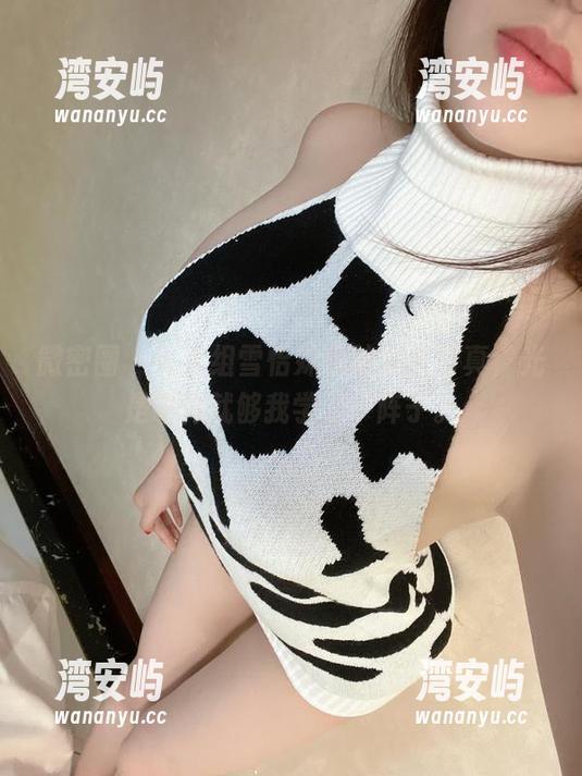 微密圈 - 看这组雪怡妹纸的女王写真，光是眼神就够我学习一阵子。